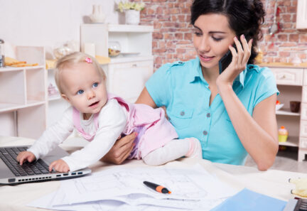 Biznes okiem mamy, czyli co kobieta biznesu robi o 9 rano