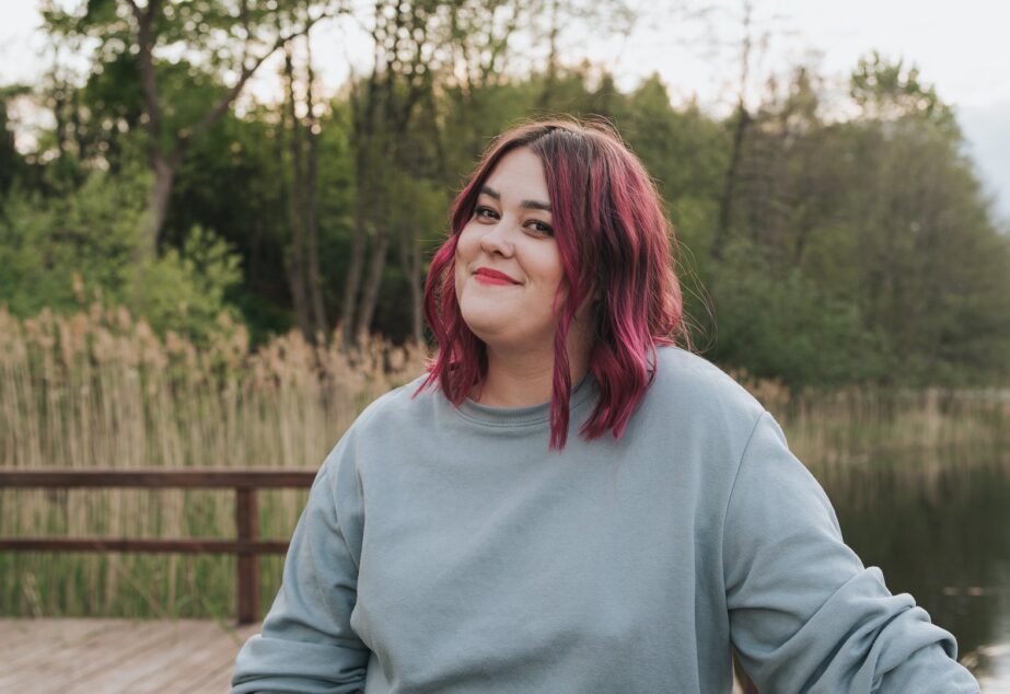 Z dziewczyny z marzeniami stałam się świadomą kobietą – wywiad z Adrianną Kasprzak