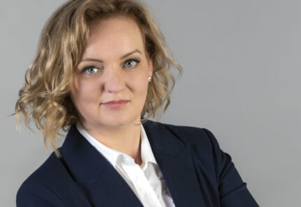 Warto wiedzieć, co sprzedajemy lub kupujemy i rzeczoznawca może w tym pomóc – wywiad z Joanną Borowik