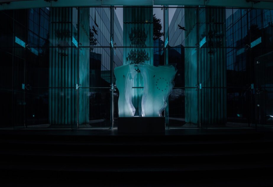 Wyjątkowa rzeźba Edyty Barańskiej w Sądzie Najwyższym w Warszawie