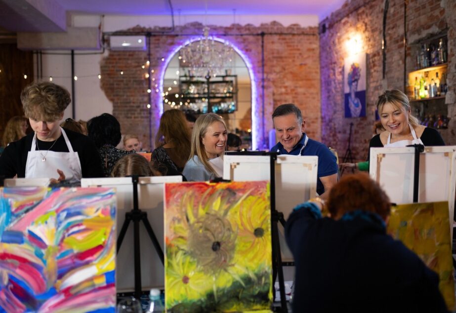 Kreatywność – kluczowa kompetencja przyszłości. Jak ją rozwijać w świecie pełnym automatyzacji i utartych schematów?