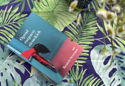 Ogród rozpaczy ziemskich – hiszpańska autorka pokazuje myśli pracowników?